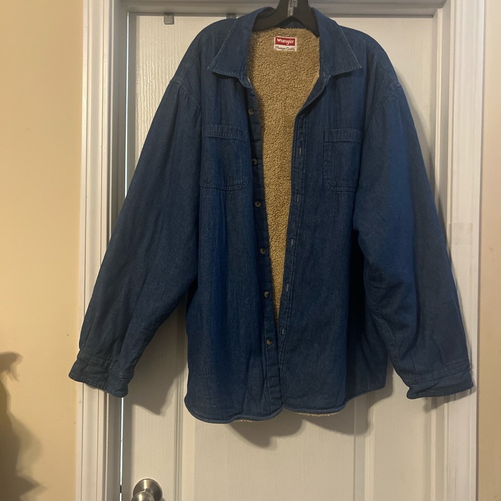 Wrangler Men's Dark Blue Sherpa-Lined Jacket